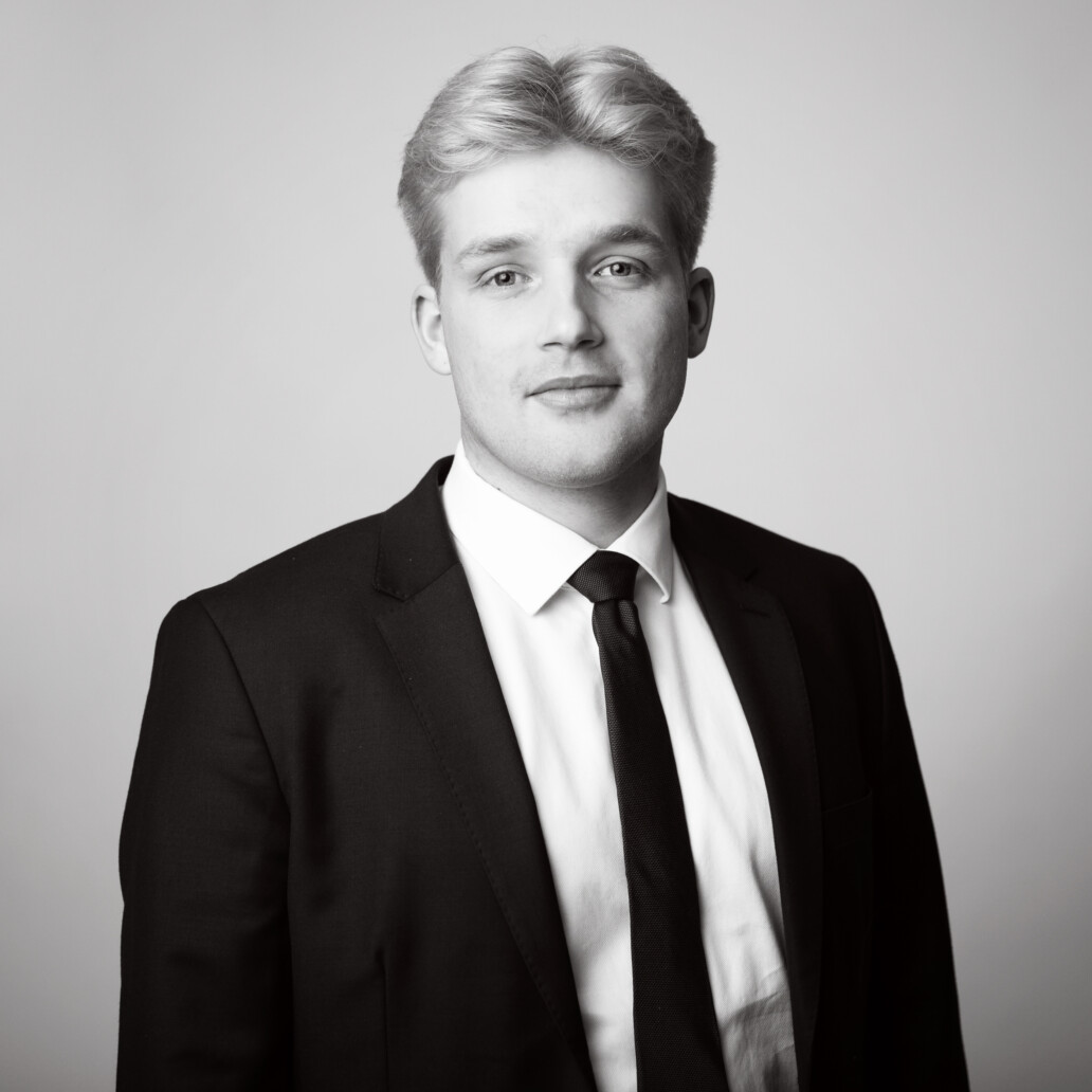 Bilde av advokatfullmektig Henrik Martiniussen Sylliaas